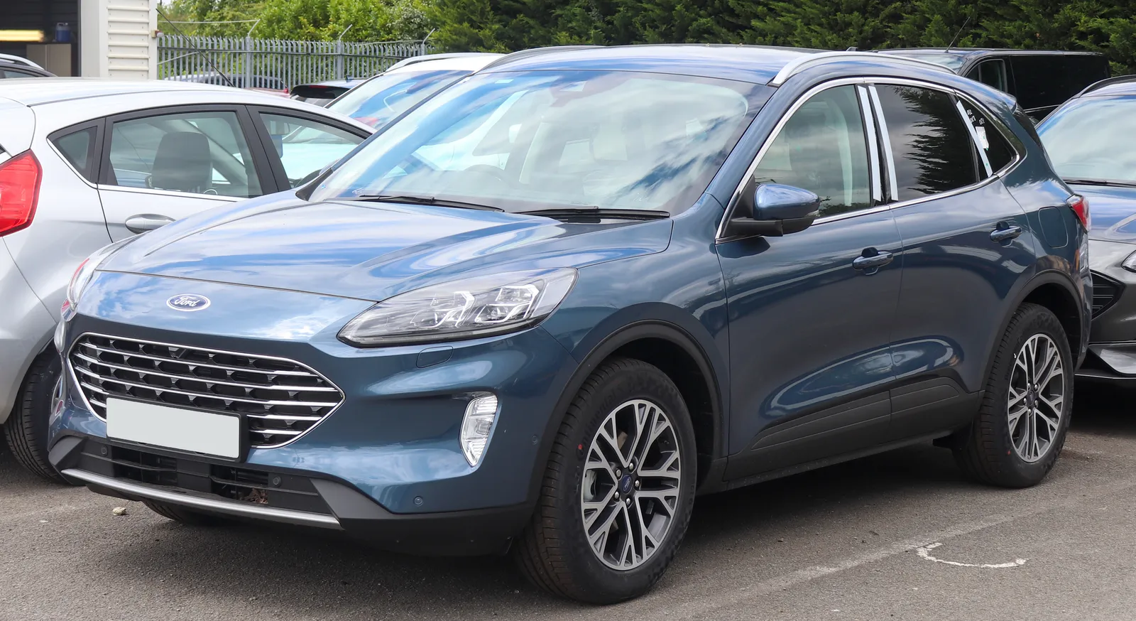 Ford Kuga SUV, oficiální fotografie