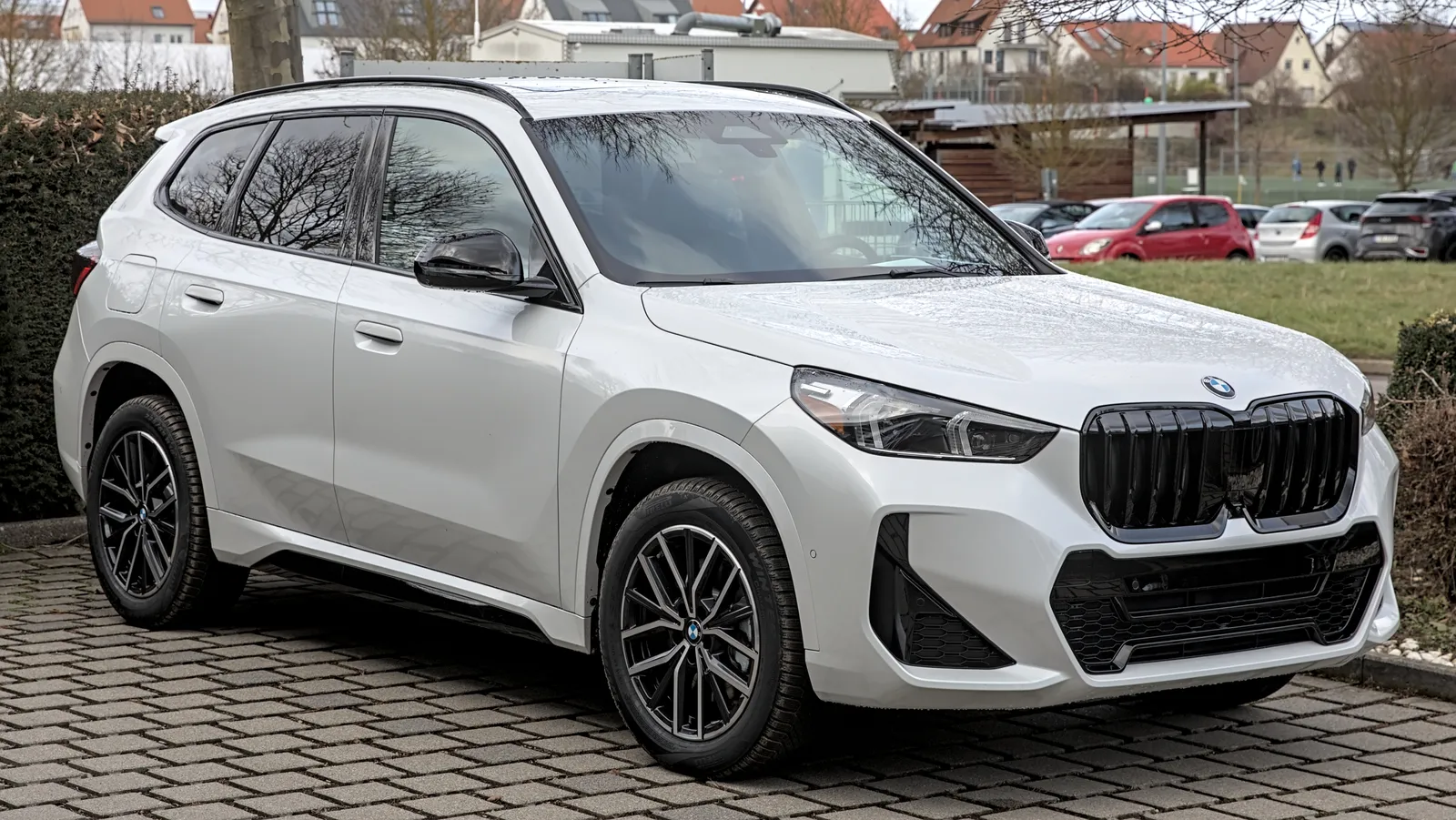 BMW X1 SUV, oficiální fotografie