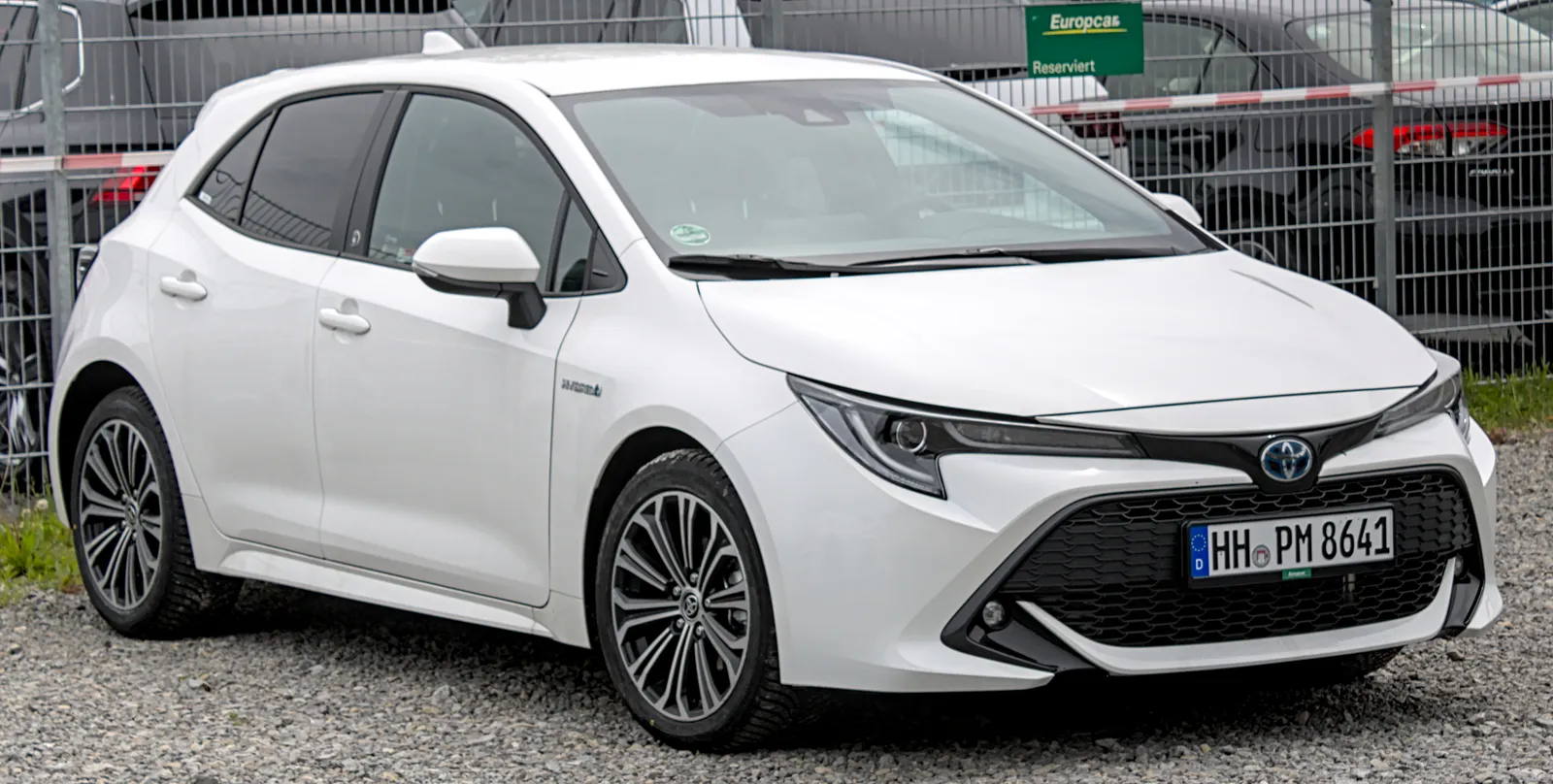 Toyota Corolla, hybridní kompakt